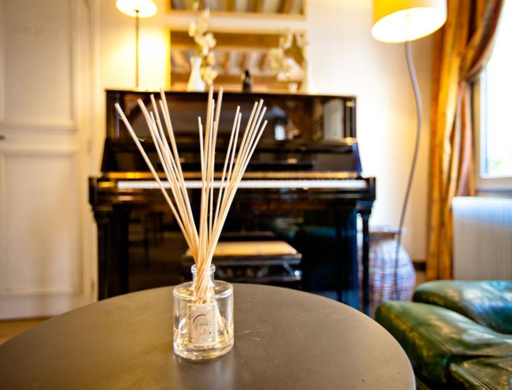 Hotel De La Tulipe Paris Ngoại thất bức ảnh