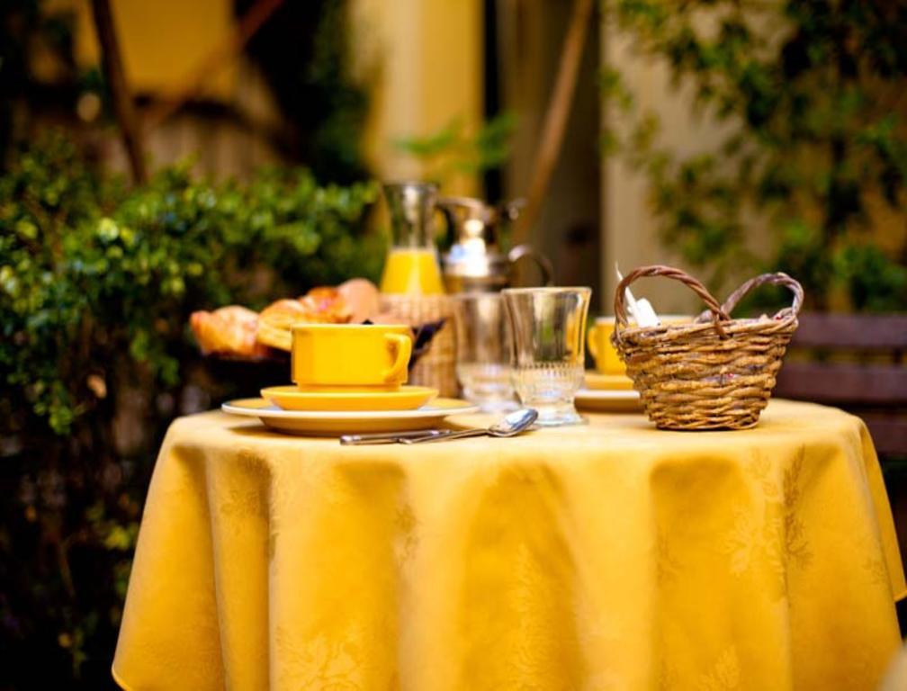 Hotel De La Tulipe Paris Ngoại thất bức ảnh