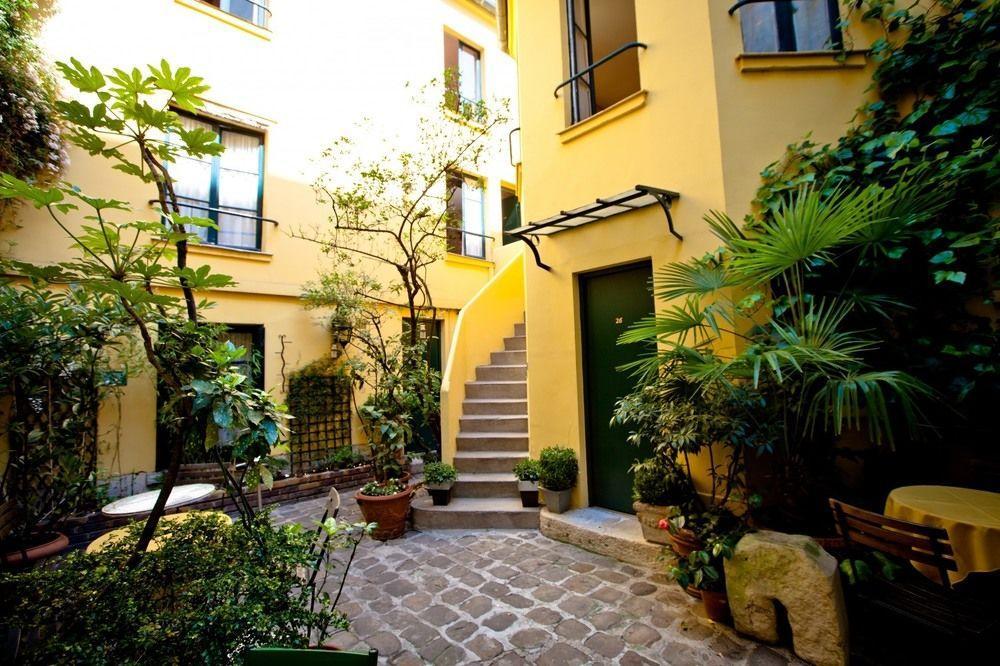 Hotel De La Tulipe Paris Tiện nghi bức ảnh